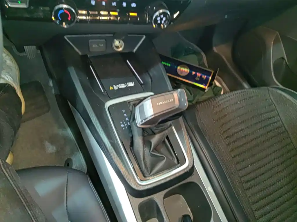 Chevrolet Monza — фото 14