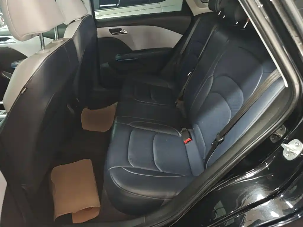 Chevrolet Monza — фото 17