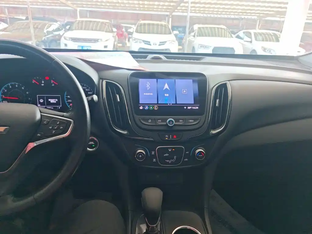 Chevrolet Equinox — фото 10