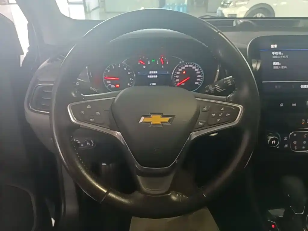 Chevrolet Equinox — фото 11
