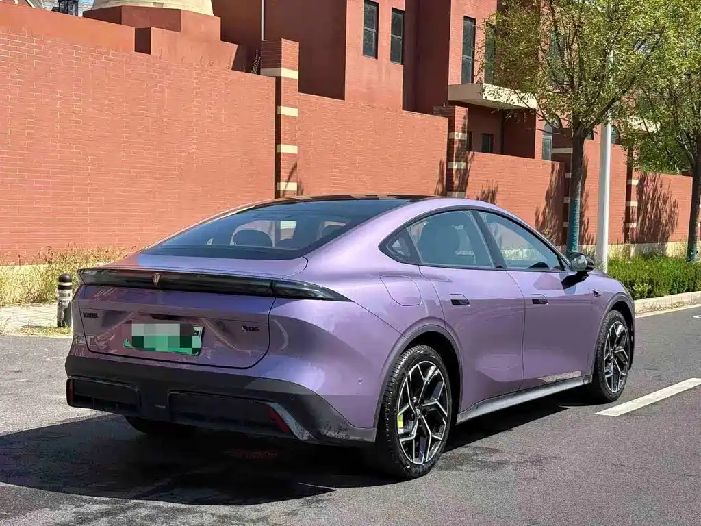 Deepal Deepal L06 — фото 15