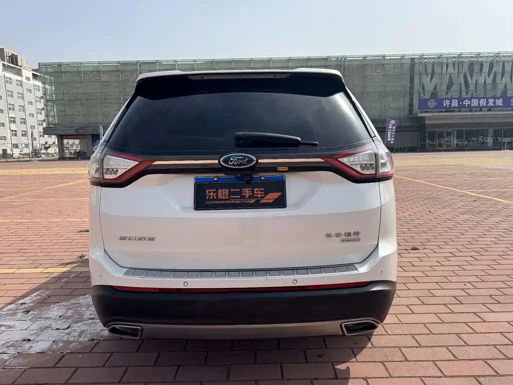 Ford Edge — фото 3