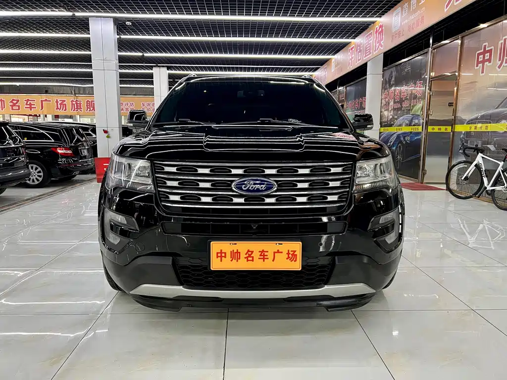 Ford Explorer (Import) — фото 2
