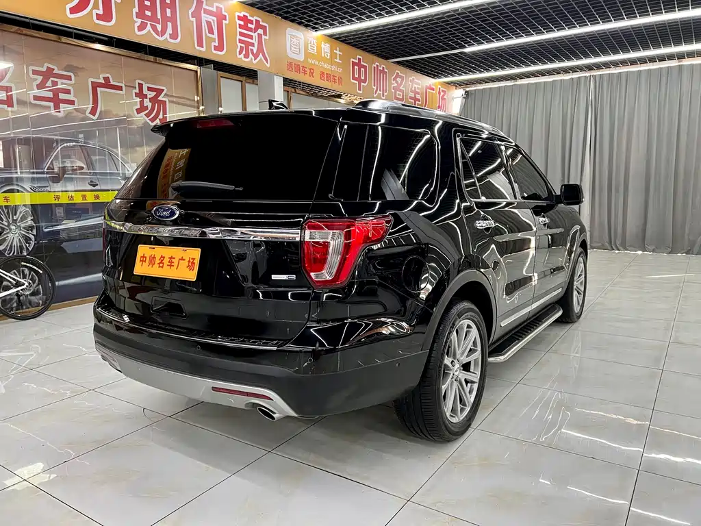 Ford Explorer (Import) — фото 6