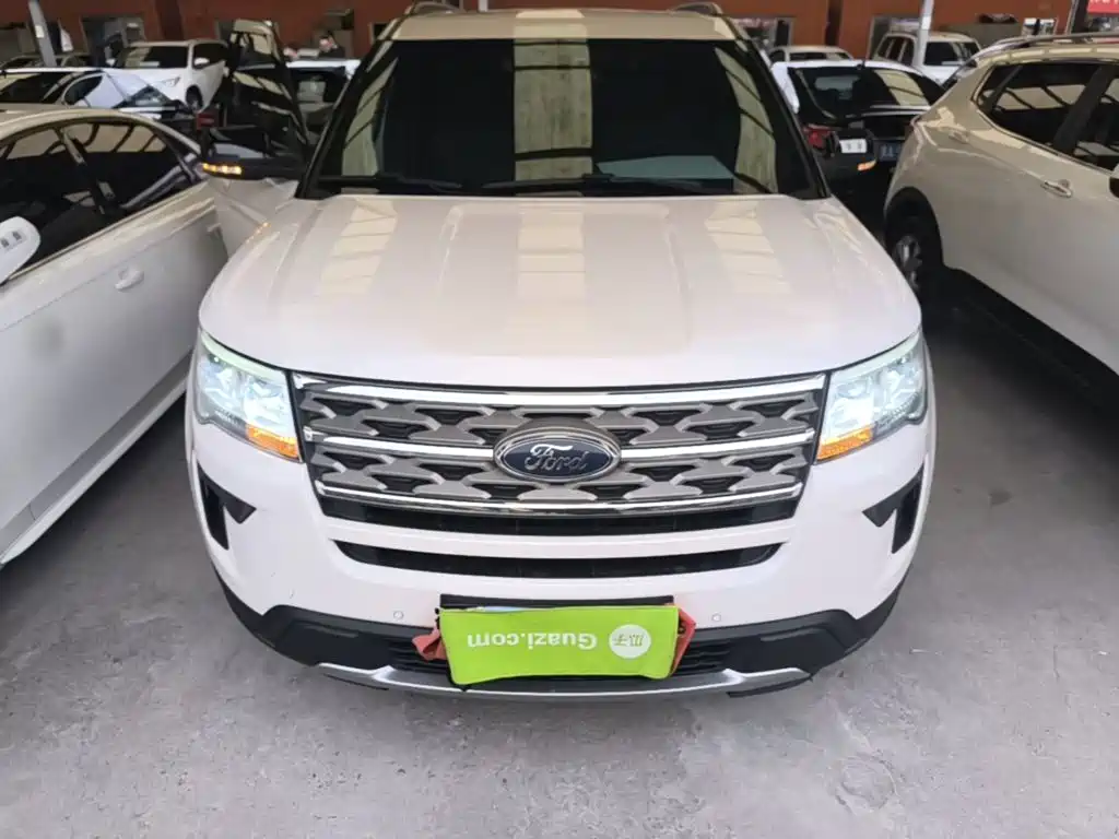 Ford Explorer (Import) — фото 3