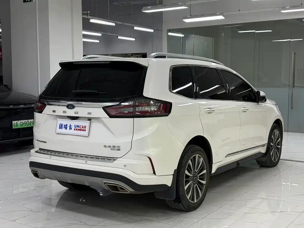 Ford Edge — фото 6