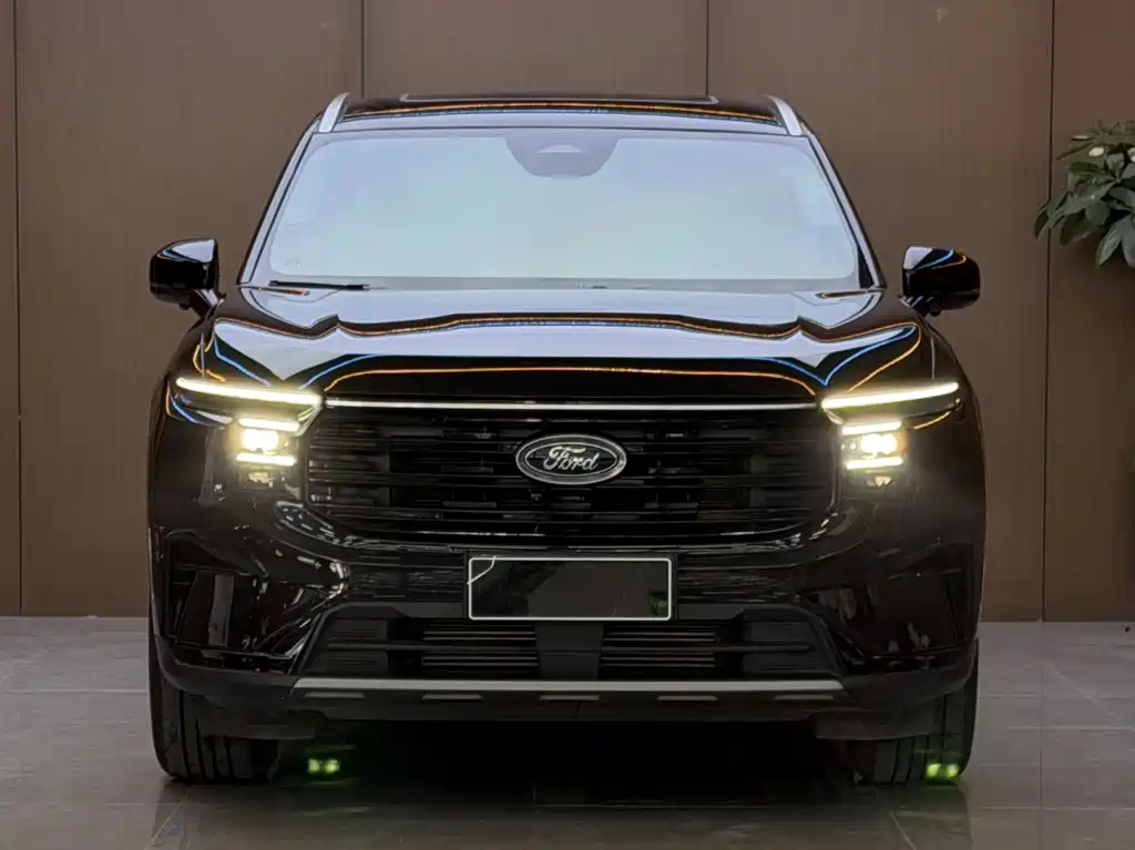 Ford Edge — фото 3