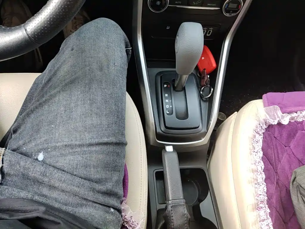 Ford Ecosport — фото 14