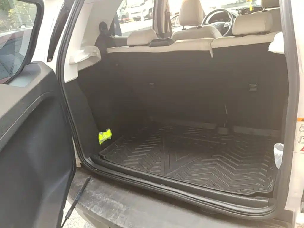 Ford Ecosport — фото 19