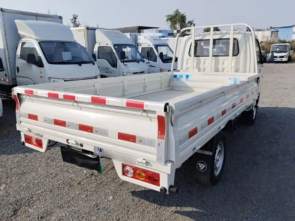 Foton Xiangling M New Energy — фото 7