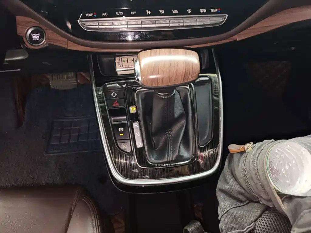 GAC Motor Trumpchi M6 — фото 14