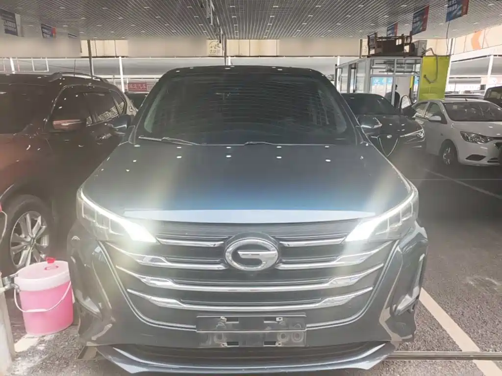 GAC Motor Trumpchi M6 — фото 3