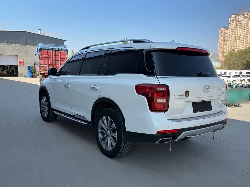 GAC Motor Trumpchi GS8 — фото 5