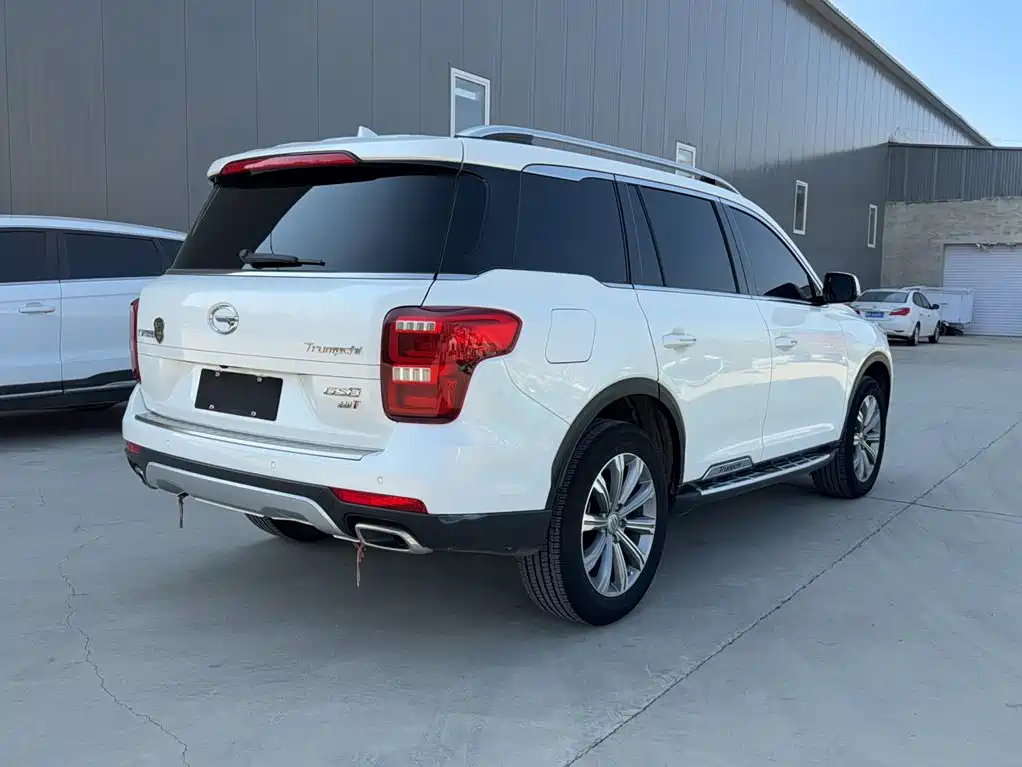 GAC Motor Trumpchi GS8 — фото 8
