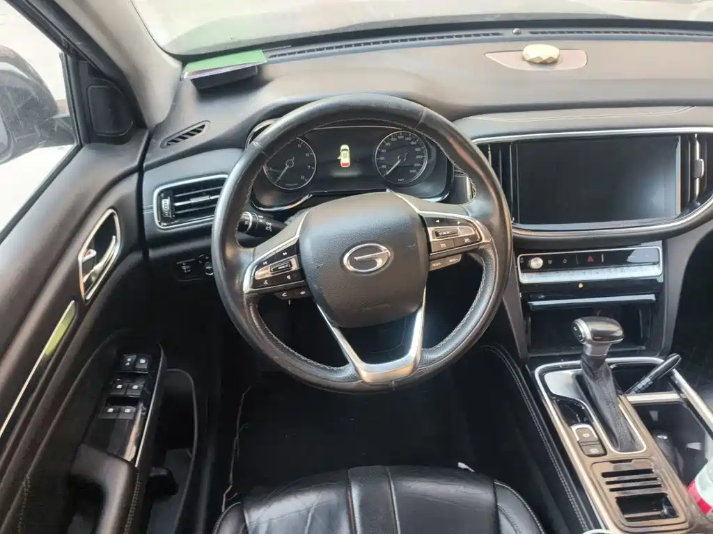 GAC Motor Trumpchi GS8 — фото 3