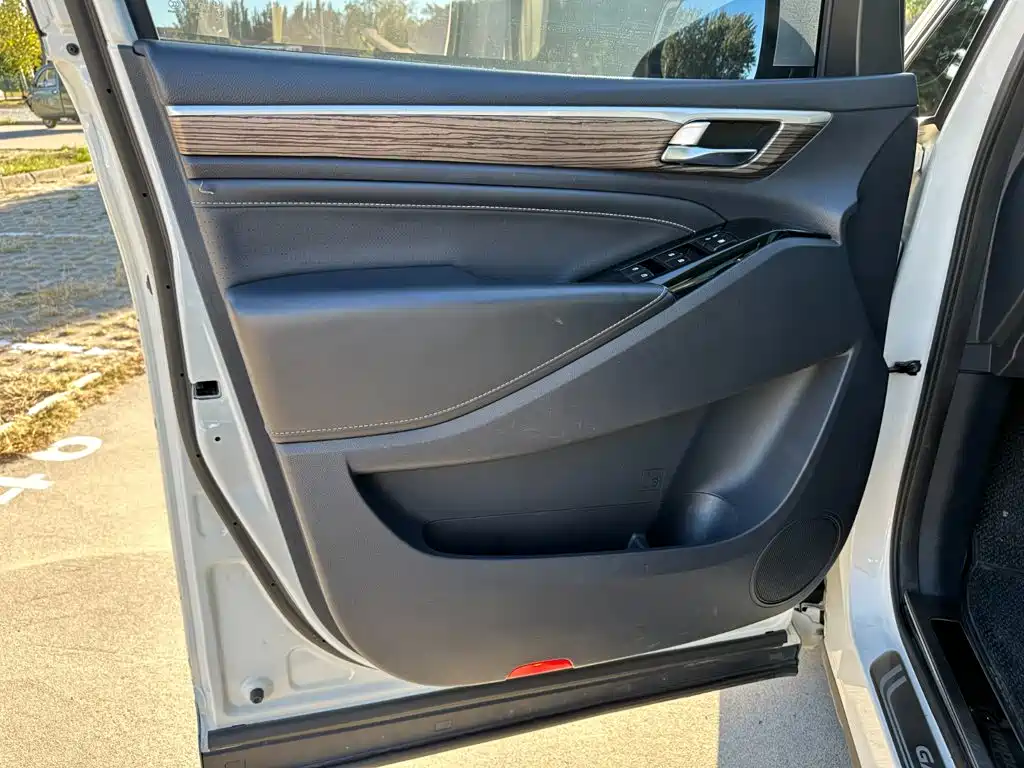 GAC Motor Trumpchi M8 — фото 11