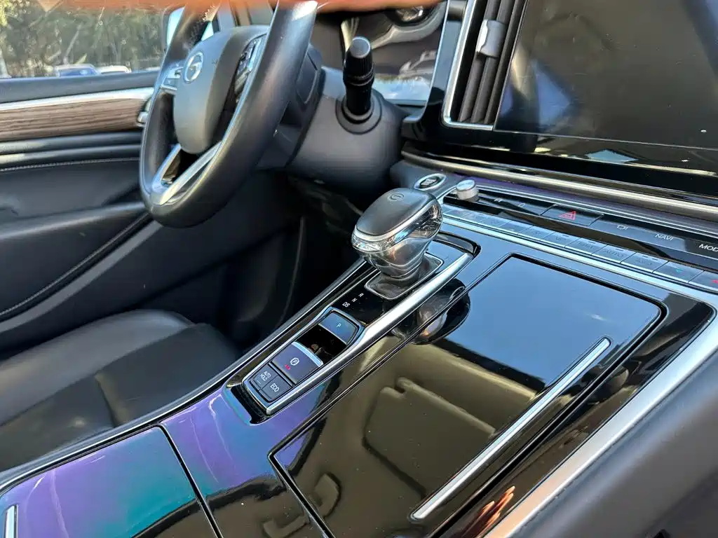 GAC Motor Trumpchi M8 — фото 17