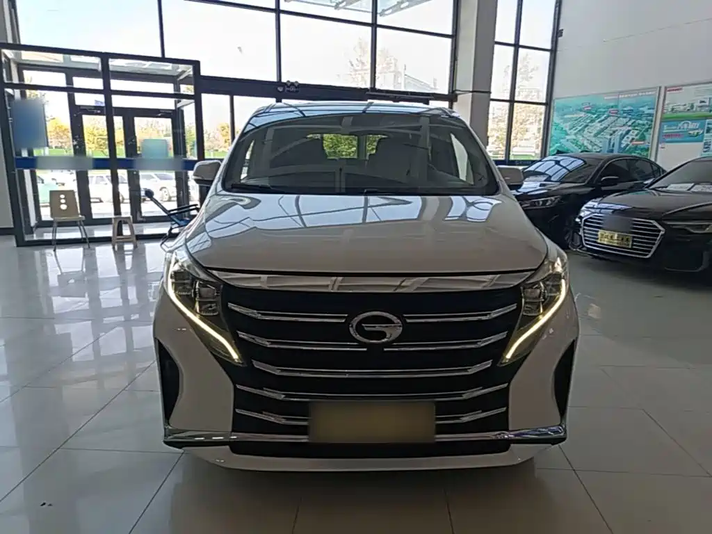 GAC Motor Trumpchi M8 — фото 3