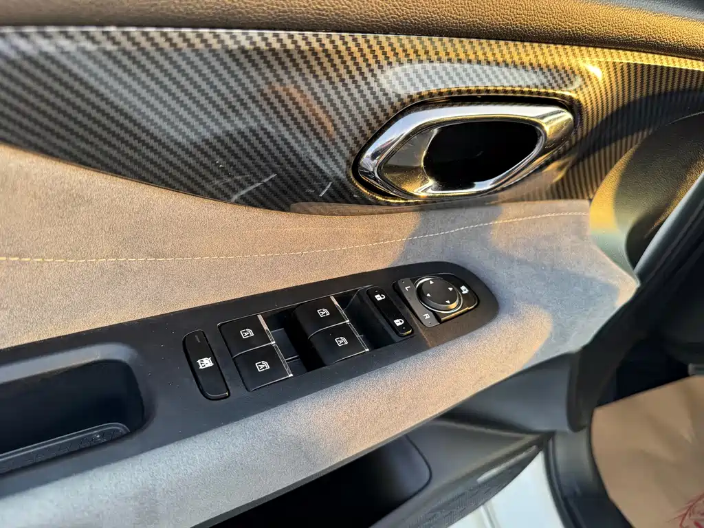 GAC Motor Shadow Leopard — фото 23
