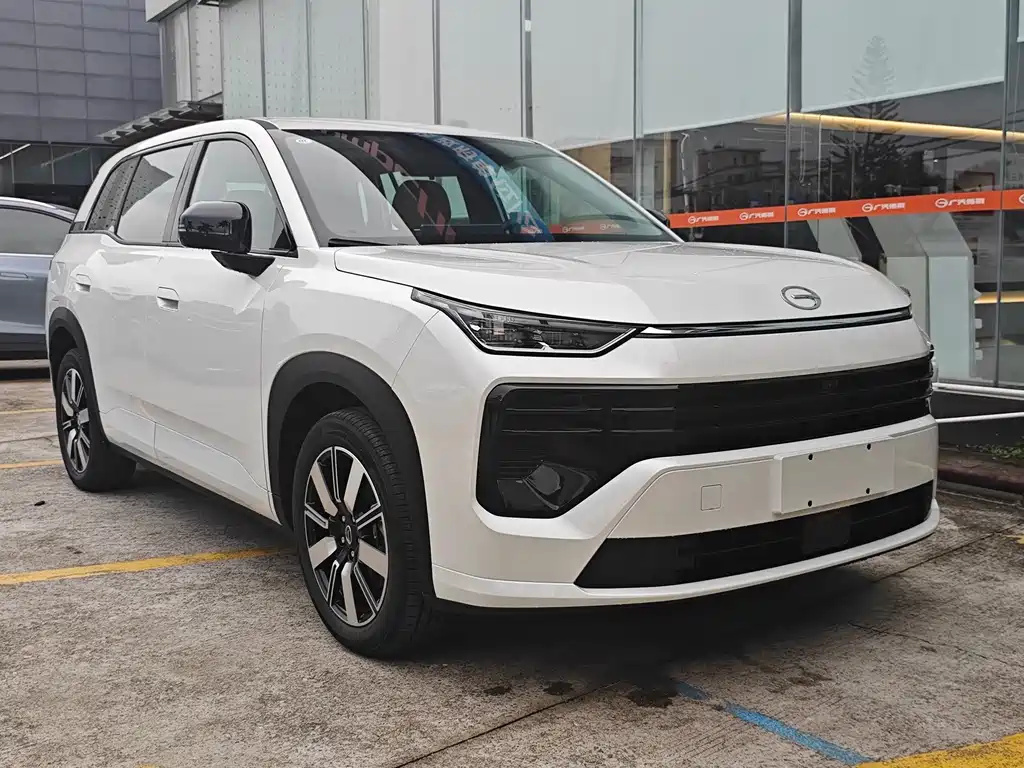 GAC Motor Trumpchi GS4 — фото 3