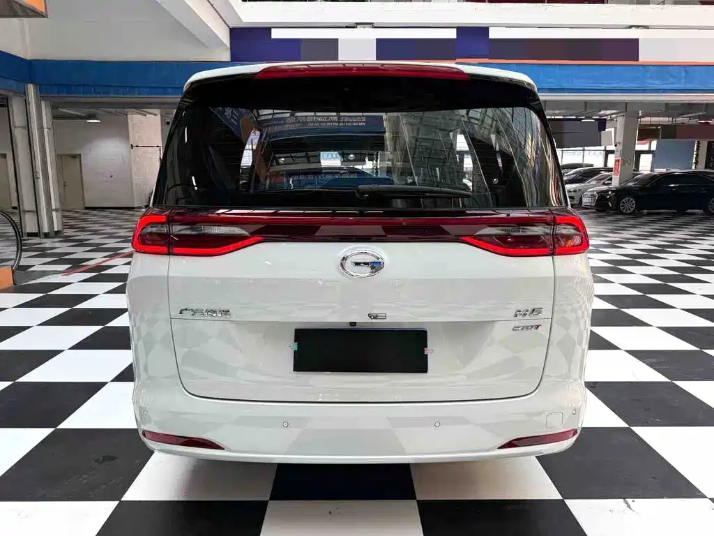 GAC Motor Trumpchi M6 — фото 11