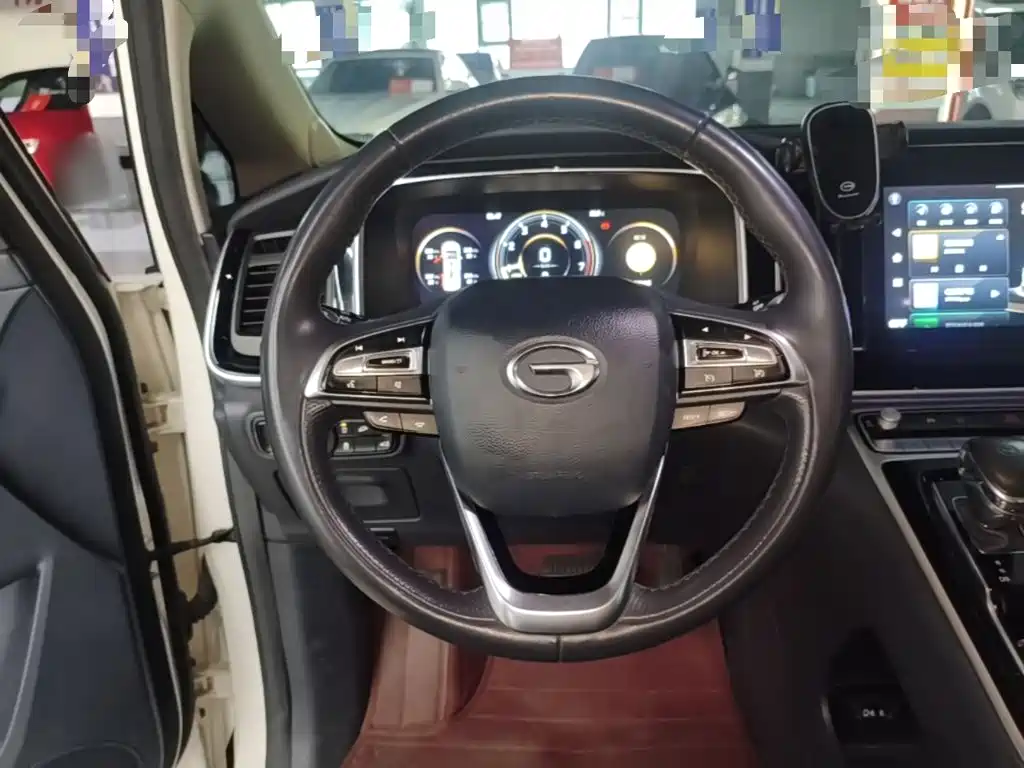 GAC Motor Trumpchi M8 — фото 11