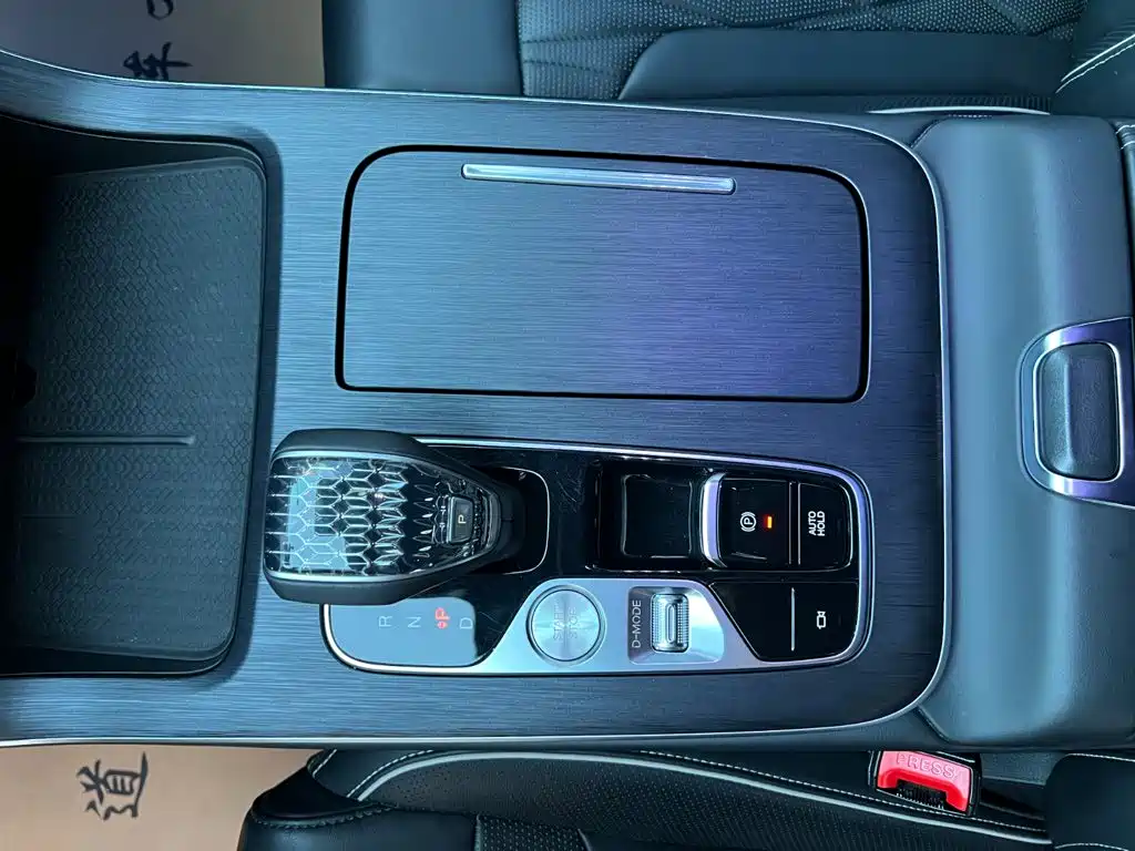 GAC Motor Trumpchi GS8 — фото 13