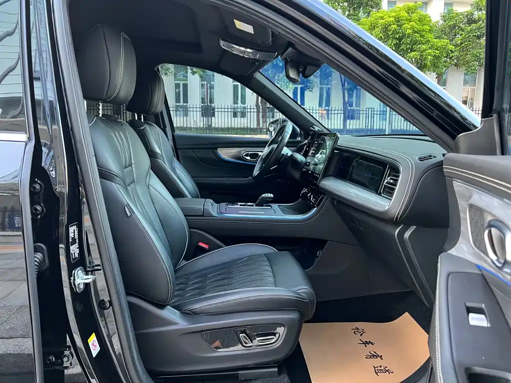 GAC Motor Trumpchi GS8 — фото 22