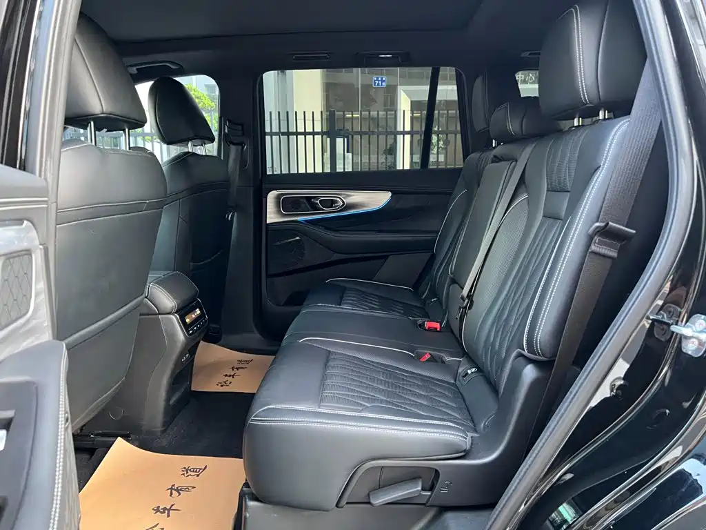 GAC Motor Trumpchi GS8 — фото 4