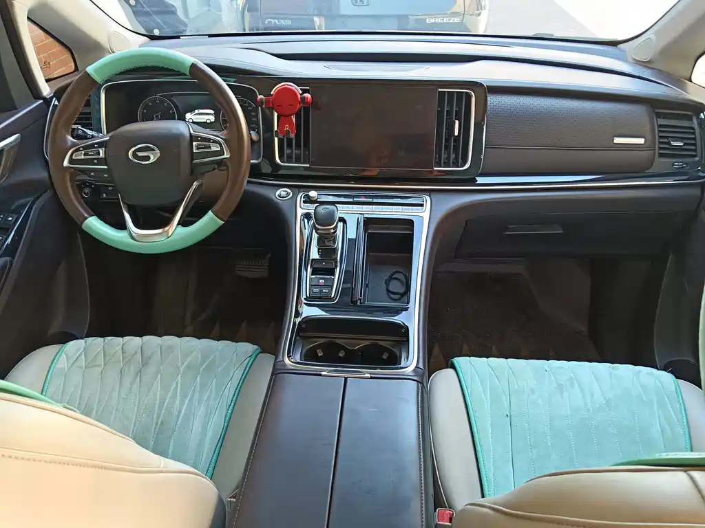 GAC Motor Trumpchi M8 — фото 17