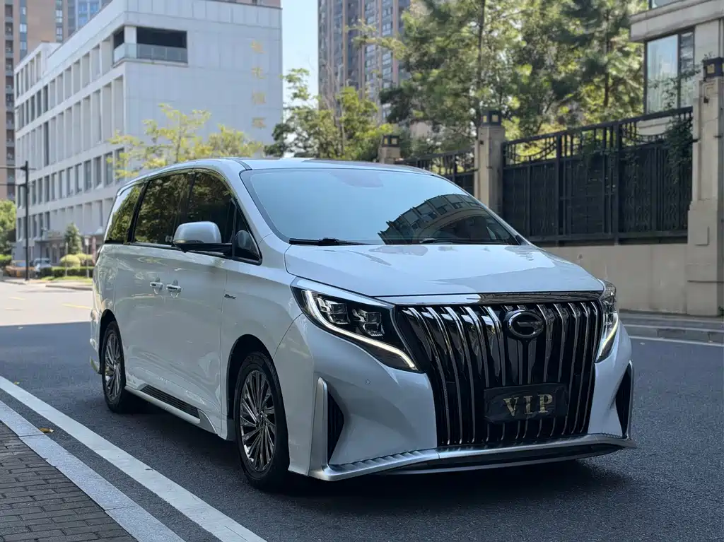 GAC Motor Trumpchi M8 — фото 3