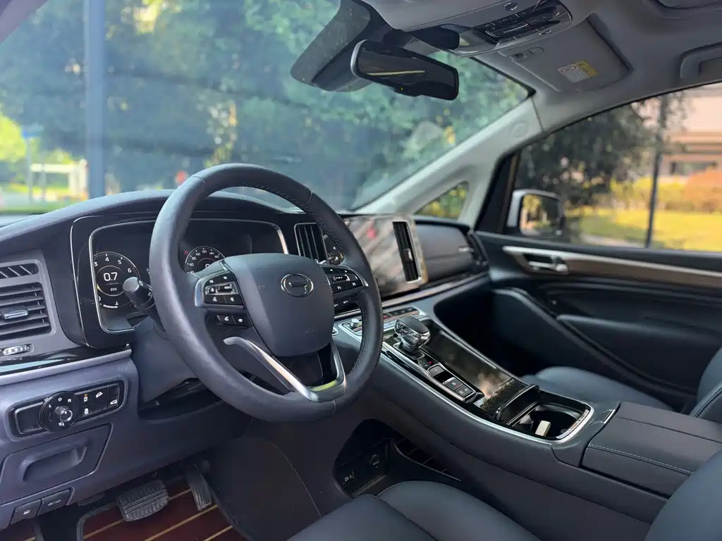 GAC Motor Trumpchi M8 — фото 7