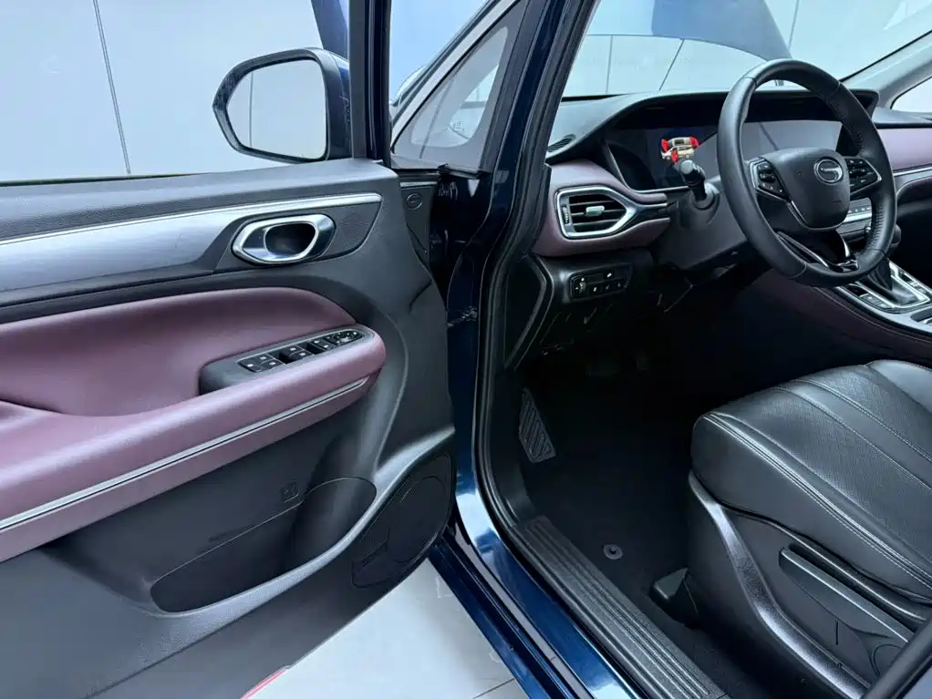 GAC Motor Trumpchi M6 — фото 8