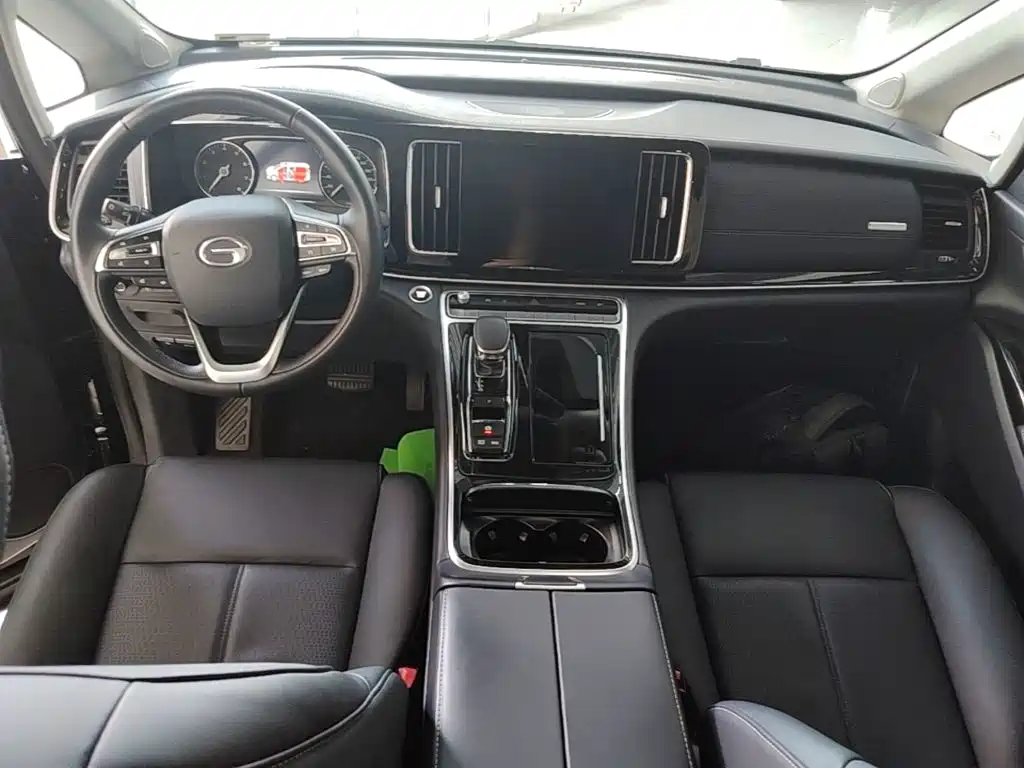 GAC Motor Trumpchi M8 — фото 10