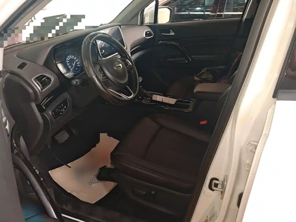 GAC Motor Trumpchi GS4 — фото 20