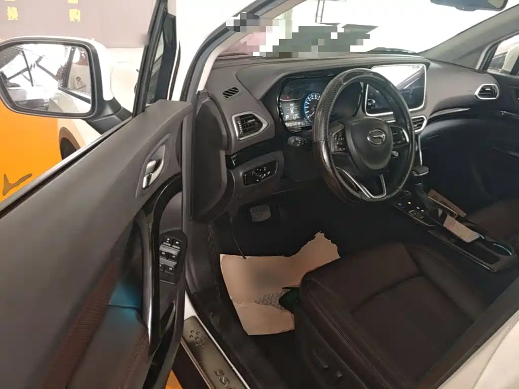 GAC Motor Trumpchi GS4 — фото 21