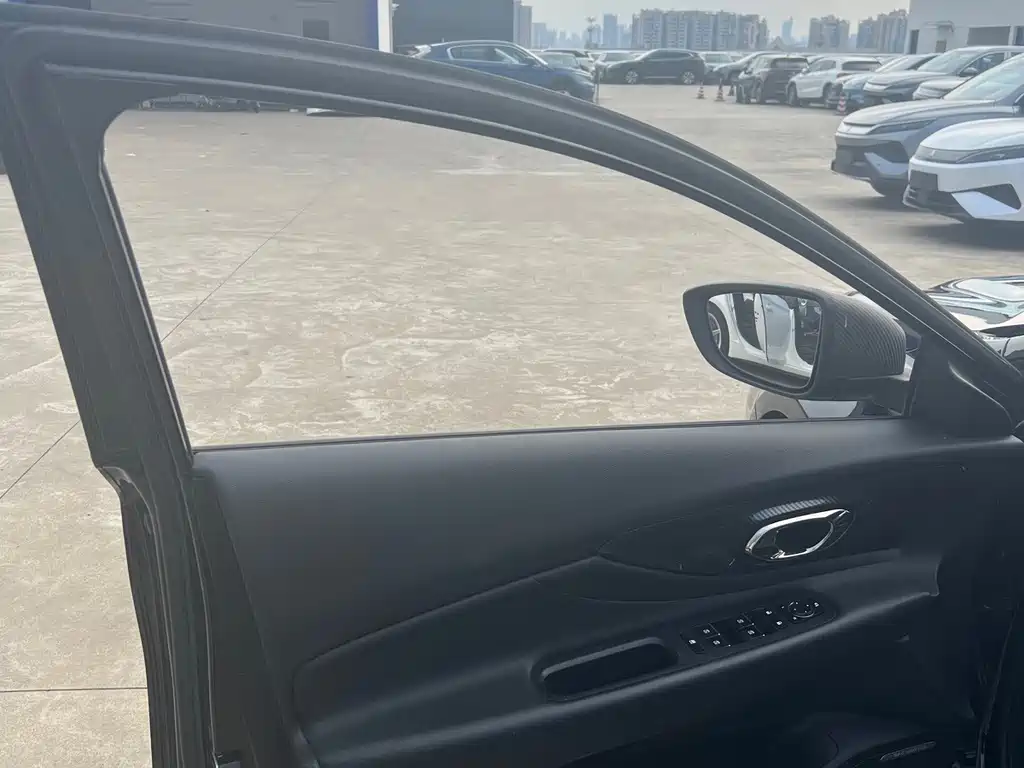 GAC Motor Shadow Leopard — фото 5