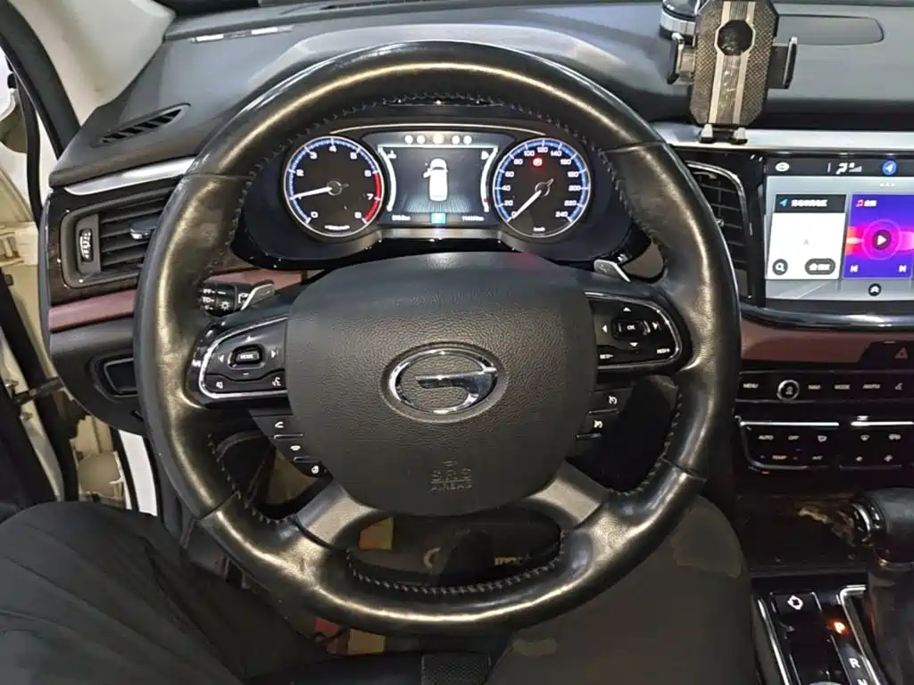GAC Motor Trumpchi GS8 — фото 11
