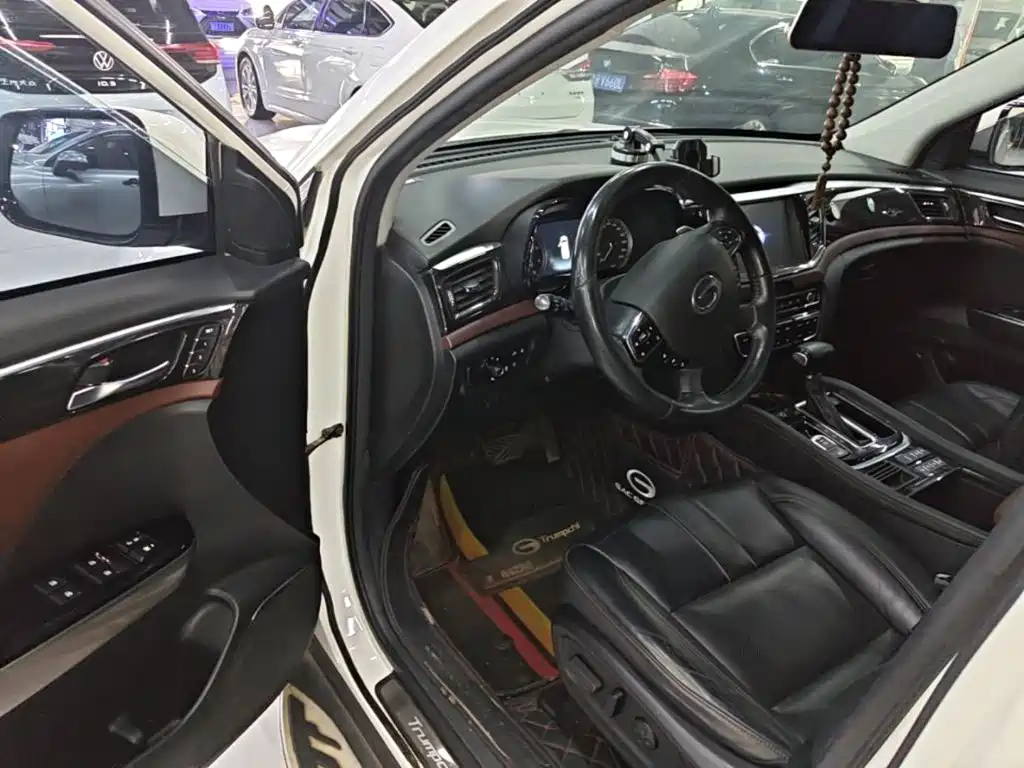 GAC Motor Trumpchi GS8 — фото 16