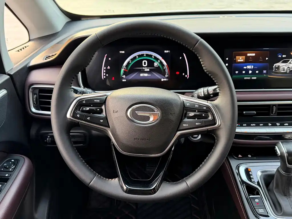 GAC Motor Trumpchi M6 — фото 14