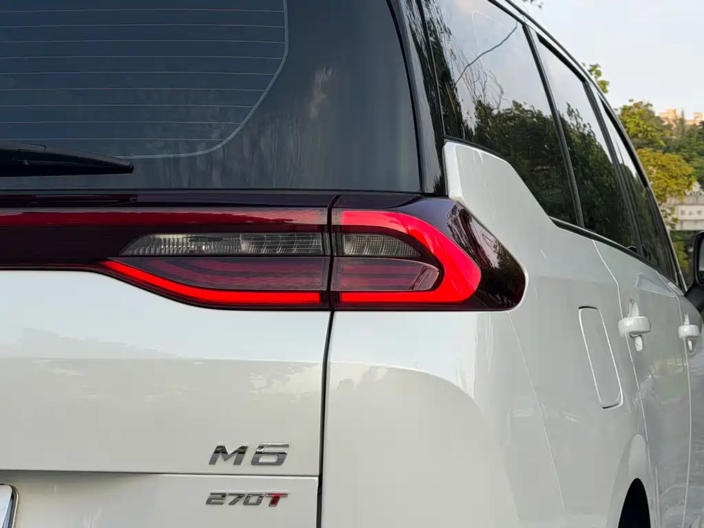 GAC Motor Trumpchi M6 — фото 22