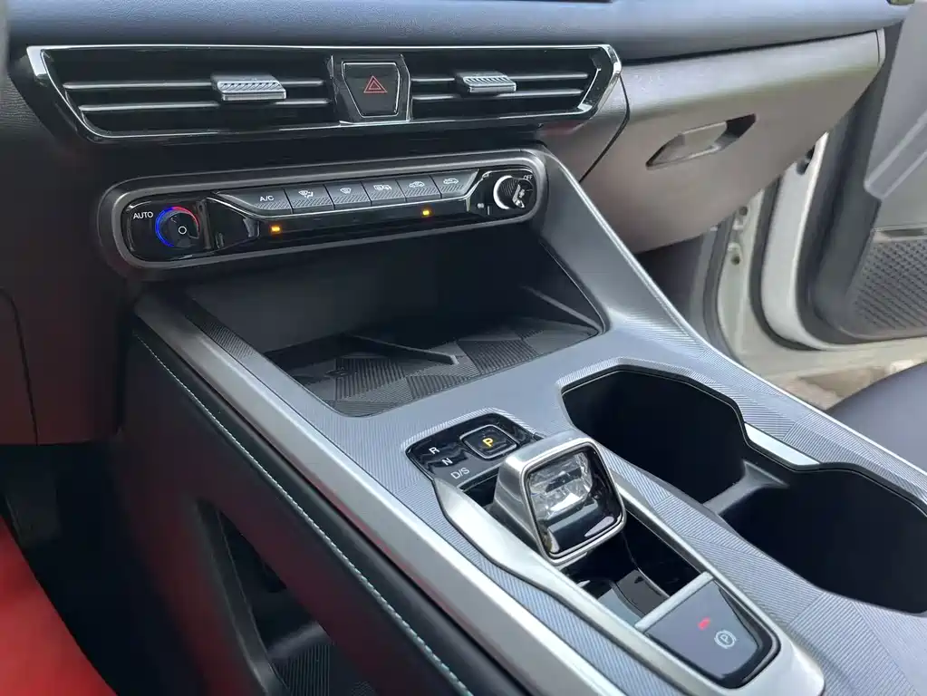 GAC Motor Trumpchi GS3 — фото 11