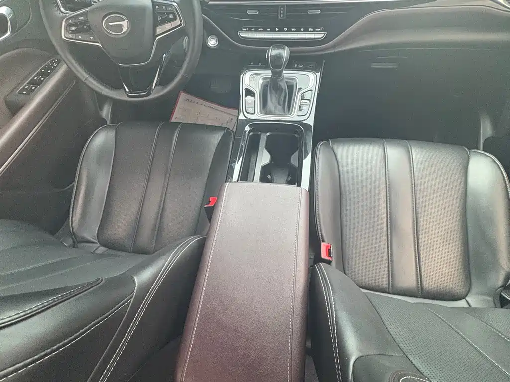 GAC Motor Trumpchi M6 — фото 14
