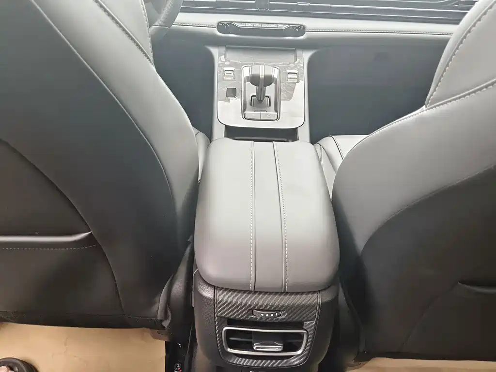 GAC Motor Shadow Leopard — фото 10