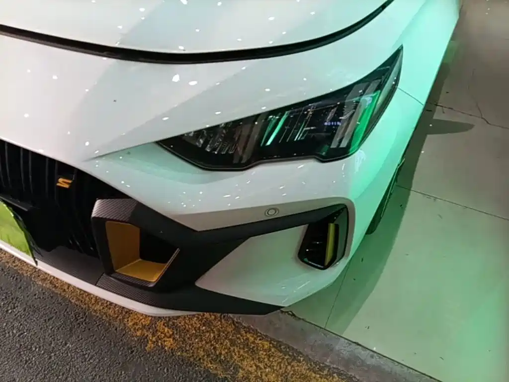 GAC Motor Shadow Leopard — фото 24