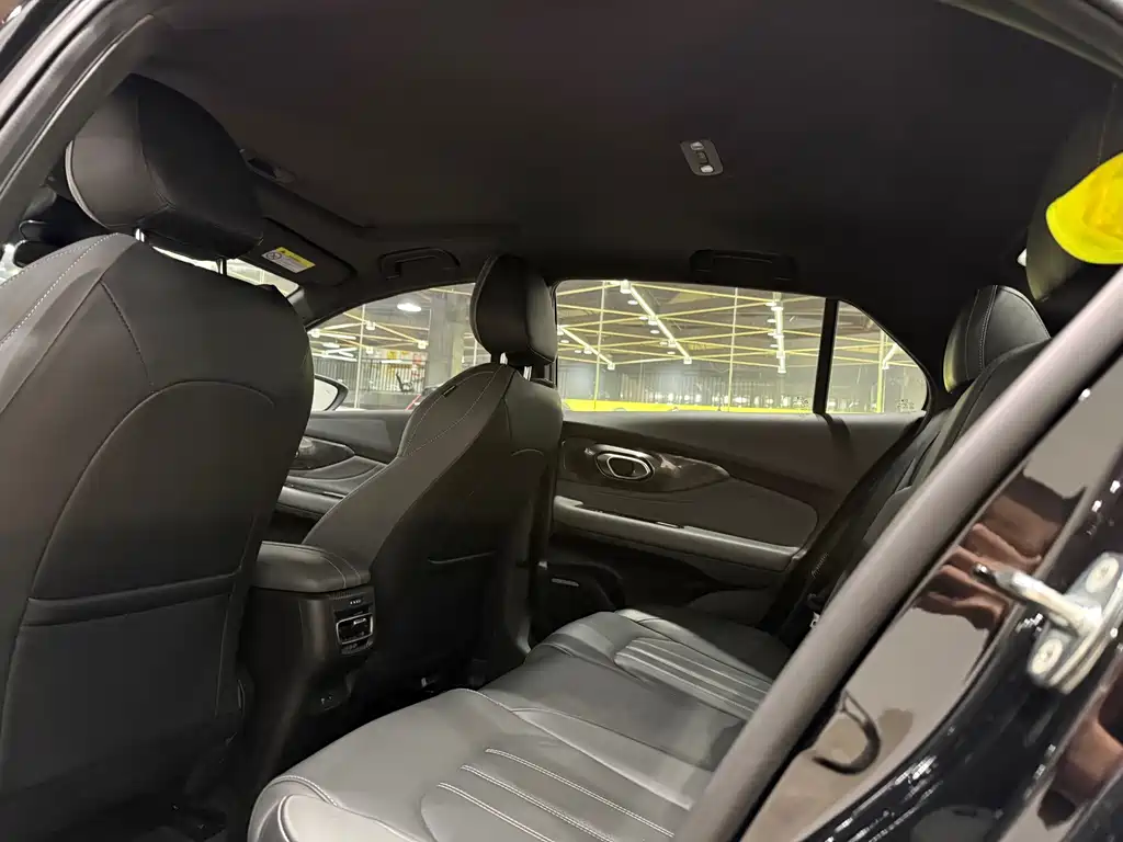 GAC Motor Shadow Leopard — фото 7