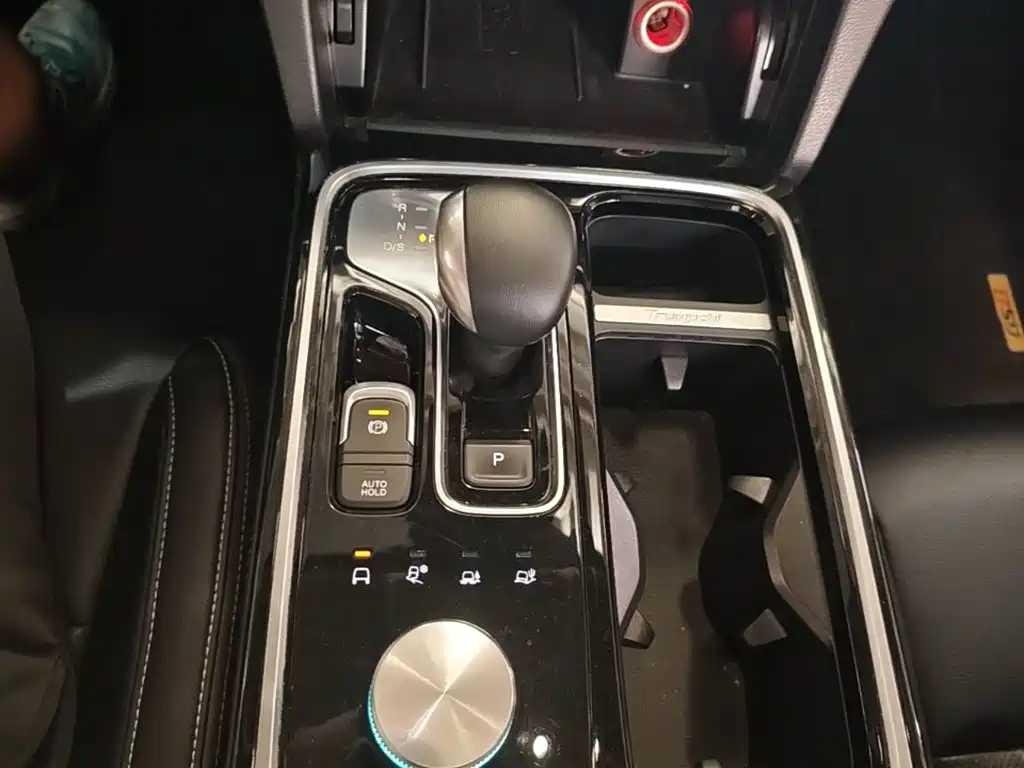 GAC Motor Trumpchi GS8 — фото 19