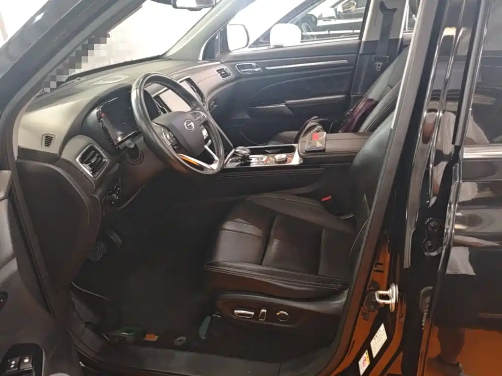 GAC Motor Trumpchi GS8 — фото 20