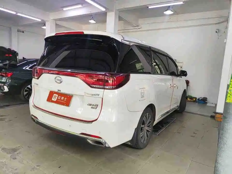 GAC Motor Trumpchi M8 — фото 2