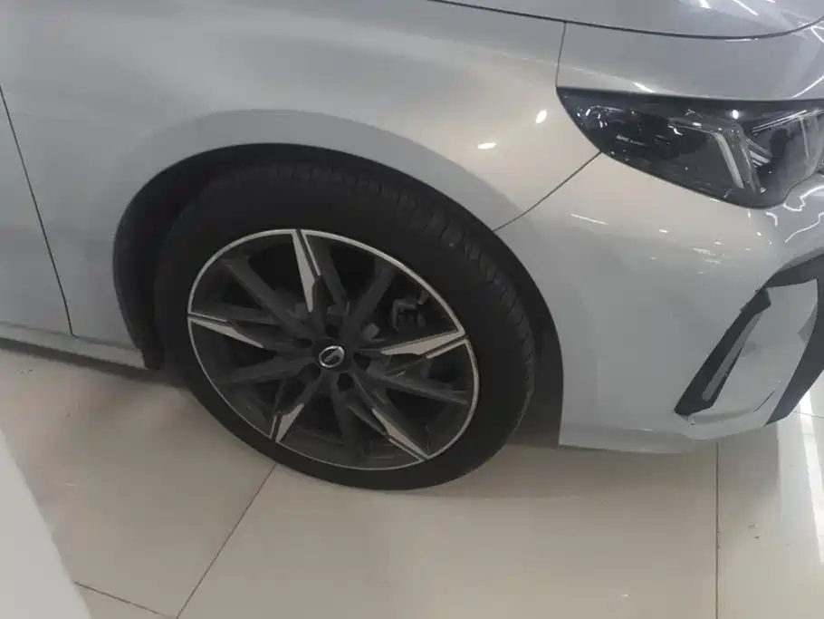 GAC Motor Shadow Leopard — фото 6